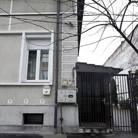 Design Loft Πανσιόν Τιμισοάρα